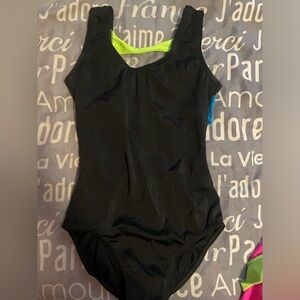 2 Leotards and detached shorts dance bundle child medium - little stars balera